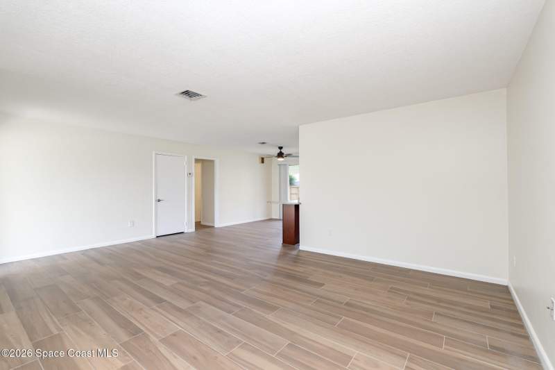 3 bedroom Single Family Residence at 115 Gary Lane, River Heights, Cocoa — photo 4