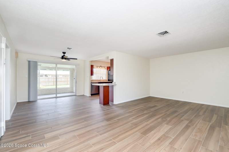 3 bedroom Single Family Residence at 115 Gary Lane, River Heights, Cocoa — photo 5