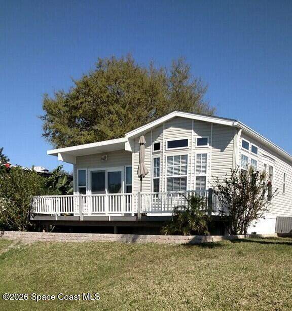 1 bedroom Manufactured Home at 2120 Orbiter Court #166, Willow Lakes Rv Resort, Titusville — photo 4