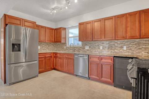 1074 Castile Road, Palm Bay FL - photo 15 of 36