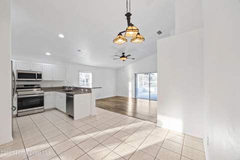 2140 Chinaberry Circle, Palm Bay FL - photo 8 of 25
