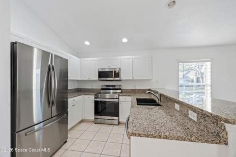 2140 Chinaberry Circle, Palm Bay FL - photo 9 of 25