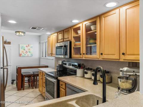 3901 Dixie Highway #301, Palm Bay FL - photo 18 of 48