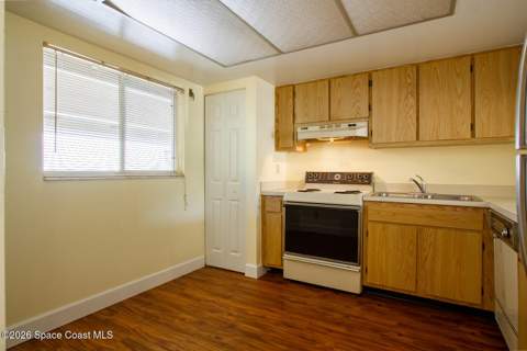 2935 Thrush Drive #237, Melbourne FL - photo 8 of 28