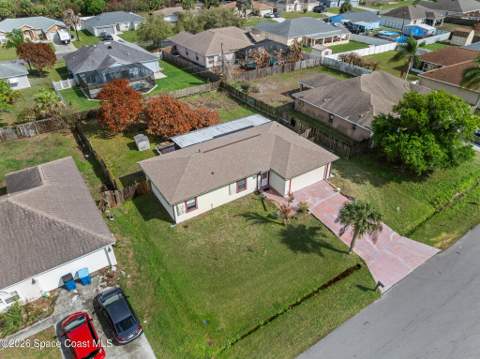 175 Benchor Road, Palm Bay FL - photo 6 of 41