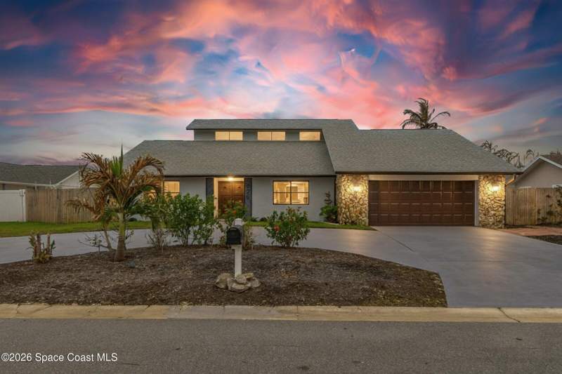 4 bedroom Single Family Residence at 725 Puesta Del Sol Plaza, Puesta Del Sol, Indialantic — photo 5