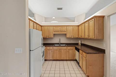 875 Gabriel Avenue, Palm Bay FL - photo 9 of 28
