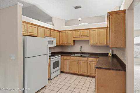 875 Gabriel Avenue, Palm Bay FL - photo 7 of 28