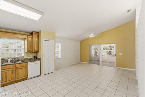 975 S Fork Circle, Melbourne FL - photo 11 of 44