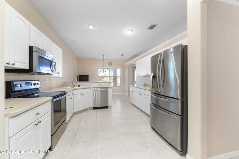 3 bedroom Single Family Residence at 620 Brockton Way, Compass Pointe, Melbourne — photo 3
