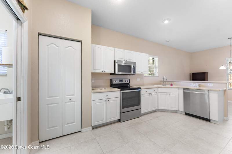 3 bedroom Single Family Residence at 620 Brockton Way, Compass Pointe, Melbourne — photo 5