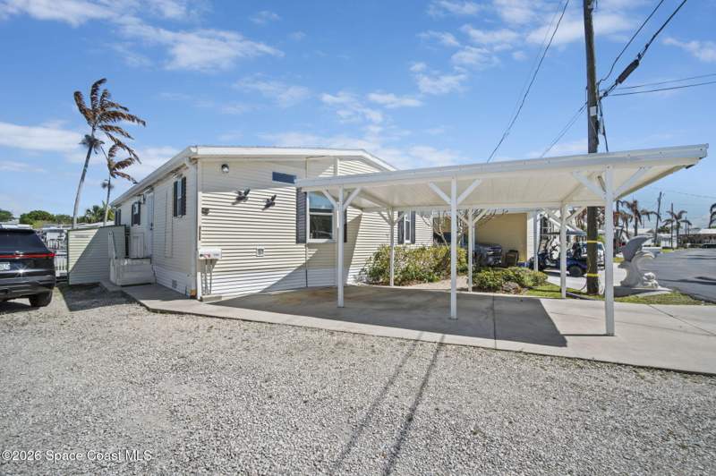 2 bedroom Manufactured Home at 2966 Indian River Drive, Palm Bay Estates Mobile Home Park Co/Op of Tropic, Palm Bay — photo 3