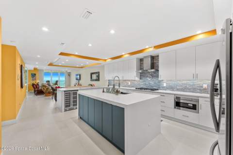 2765 N Highway A1a #404, Indialantic FL - photo 10 of 42