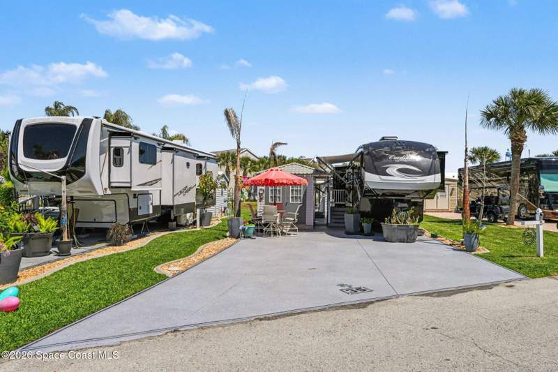 0 bedroom RV Community at 35 Sunset Drive, The Great Outdoors Premier RV/Golf Resort I, Titusville — photo 2