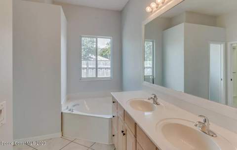 424 Lighthouse Landing Street, Satellite Beach FL - photo 11 of 24