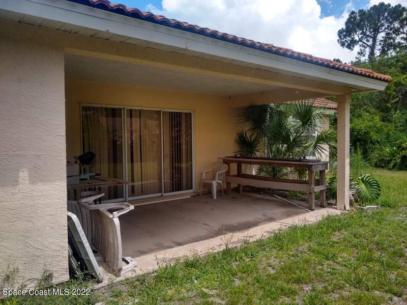 4 bedroom Single Family Residence at 1604 Eldron Boulevard, Port Malabar Unit 50, Palm Bay — photo 2