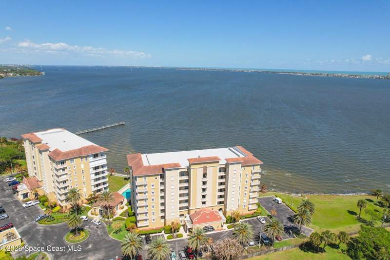 3 bedroom Condominium at 4975 Dixie Highway Highway #301, Venetian Bay Condo Ph II, Palm Bay — photo 5