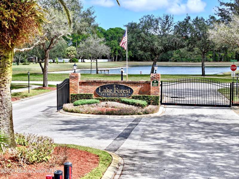 5 bedroom Single Family Residence at 1854 Amberwood Drive, Lake Forest at Bayside Lakes, Palm Bay — photo 3