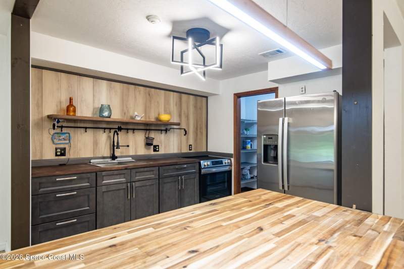 2 bedroom Condominium at 9000 Manchester Lane #20f, Greenwood Village Condo No 5, West Melbourne — photo 5