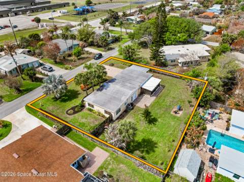 240 Avenida Central, Indialantic FL - photo 12 of 55