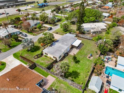 240 Avenida Central, Indialantic FL - photo 8 of 55