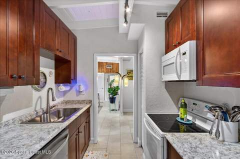 1615 Grandview Way, Melbourne FL - photo 12 of 34