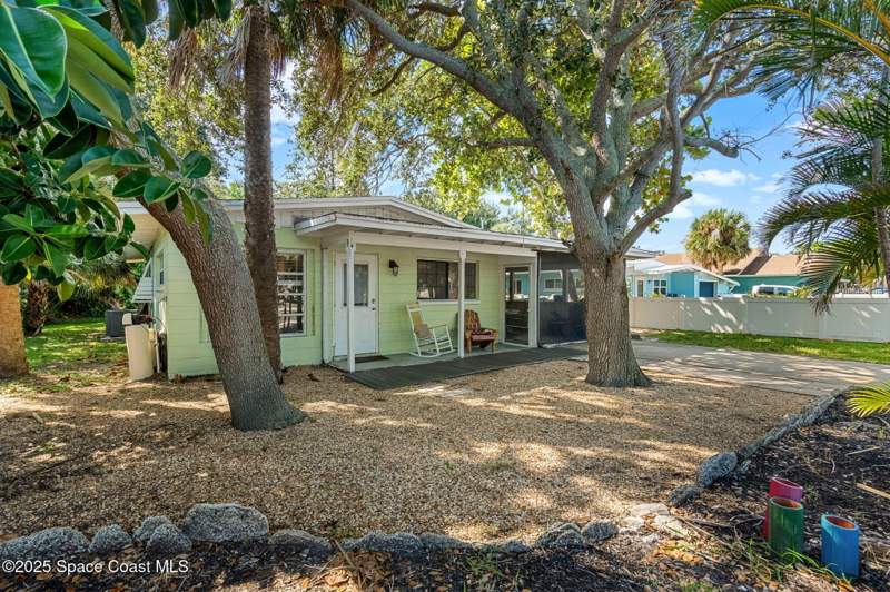 3 bedroom Single Family Residence at 344 N Brevard Avenue, Cocoa Beach 5th Addn To Amended Plat of, Cocoa Beach — photo 2