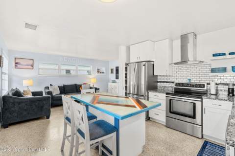 344 N Brevard Avenue, Cocoa Beach FL - photo 6 of 27