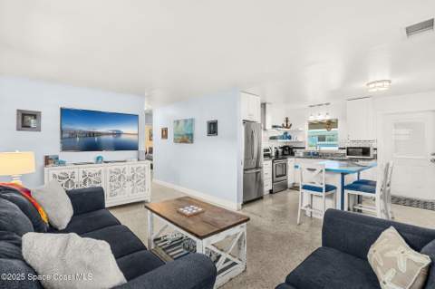 344 N Brevard Avenue, Cocoa Beach FL - photo 10 of 27