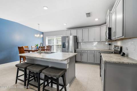 1061 Canfield Circle, Palm Bay FL - photo 13 of 32