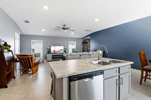 1061 Canfield Circle, Palm Bay FL - photo 16 of 32