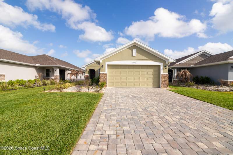 3 bedroom Single Family Residence at 1061 Canfield Circle, Gardens At Waterstone Phase 1, Palm Bay — photo 3