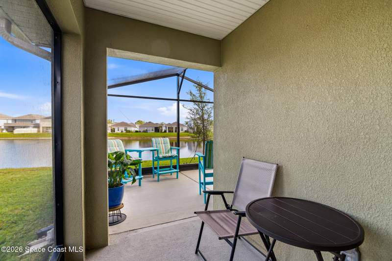 3 bedroom Single Family Residence at 1061 Canfield Circle, Gardens At Waterstone Phase 1, Palm Bay — photo 4