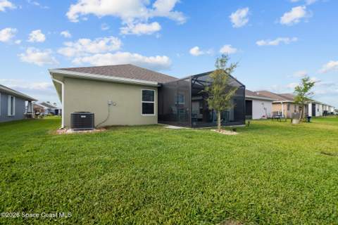 1061 Canfield Circle, Palm Bay FL - photo 11 of 32