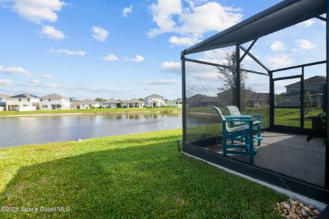 1061 Canfield Circle, Palm Bay FL - photo 9 of 32