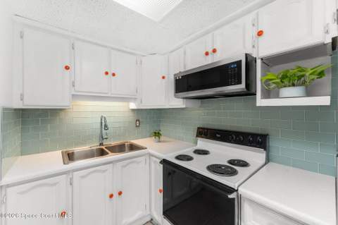 425 Harrison Avenue #1-2, Cape Canaveral FL - photo 12 of 41