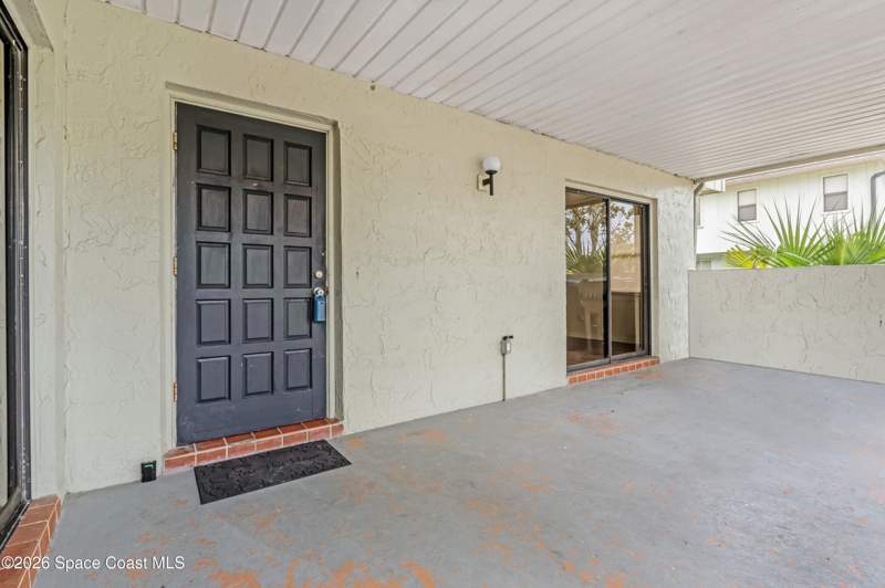 2 bedroom Townhouse at 1928 Dipol Courtway, Titusvillage Sec I, Titusville — photo 3