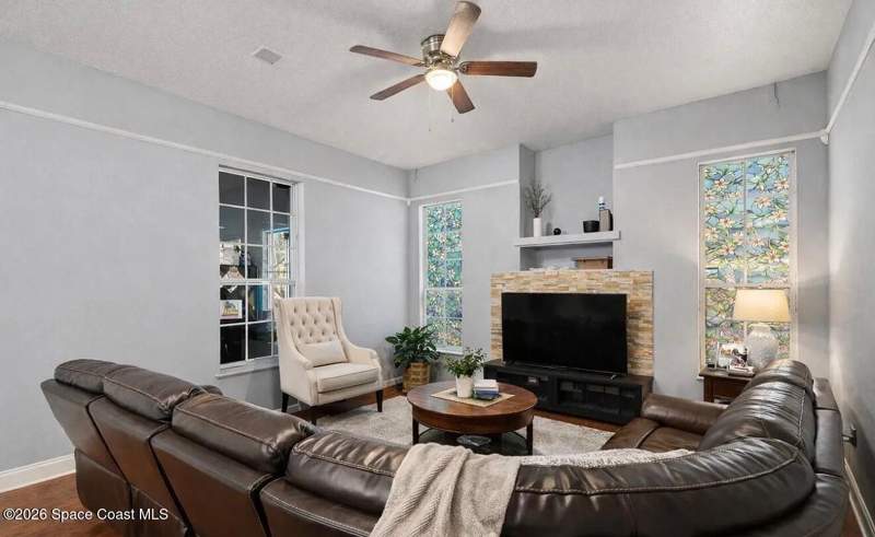 4 bedroom Single Family Residence at 1816 Barrington Circle, Barrington Phase 1, Rockledge — photo 2