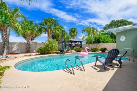 121 Algonquin Terrace, Indian Harbour Beach FL - photo 8 of 55