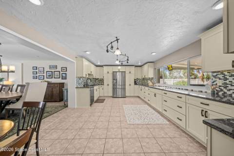 121 Algonquin Terrace, Indian Harbour Beach FL - photo 15 of 55