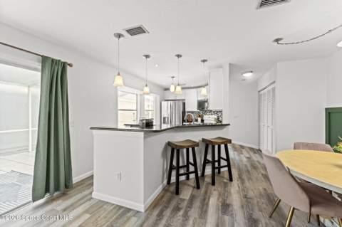 1018 Villa Drive, Melbourne FL - photo 14 of 41