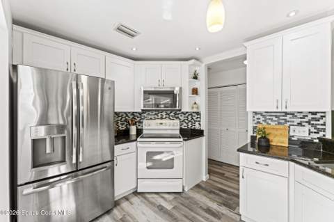 1018 Villa Drive, Melbourne FL - photo 19 of 41