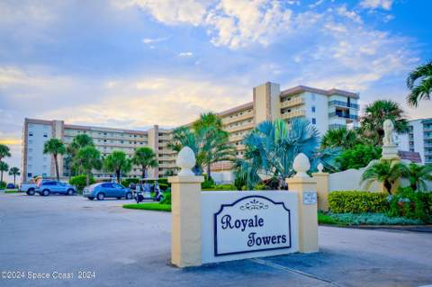 1860 N Atlantic Avenue #204, Cocoa Beach FL - photo 24 of 43