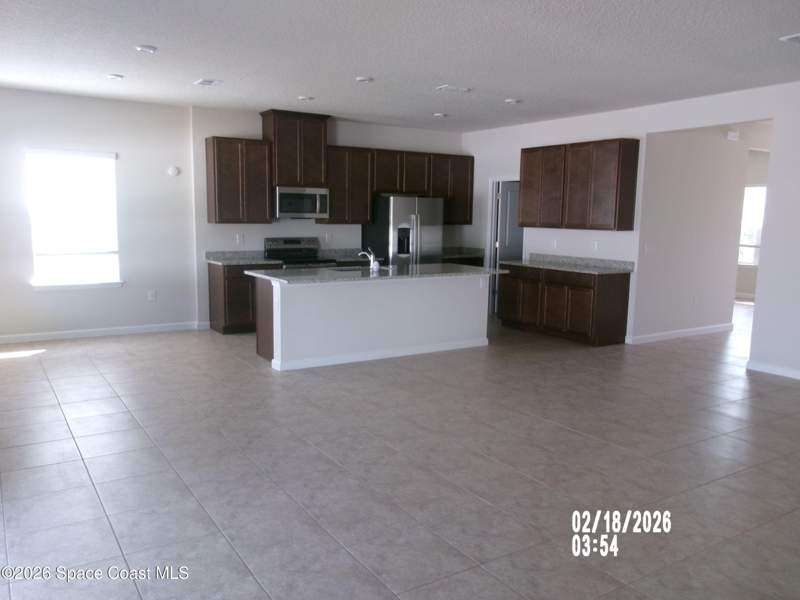 4 bedroom Single Family Residence at 2153 Landing Drive, Brooks Landing Phase 1 - Replat, Titusville — photo 4