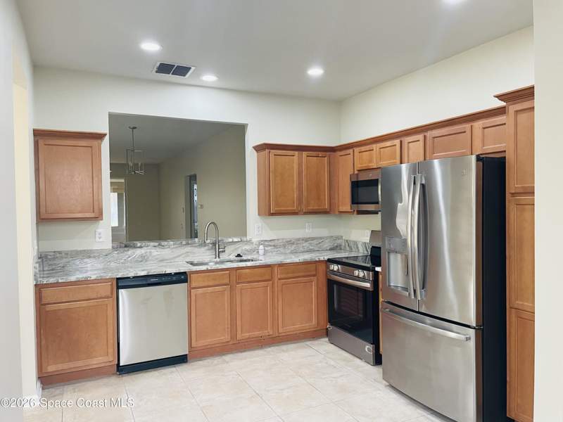3 bedroom Single Family Residence at 1639 Dittmer Circle, Waterstone Plat 1 Pud, Palm Bay — photo 2