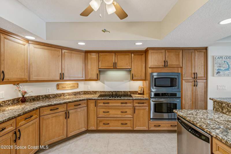 3 bedroom Condominium at 410 Hayes Avenue #303, Ocean Club A Condominium, Cocoa Beach — photo 4