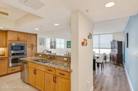 410 Hayes Avenue #303, Cocoa Beach FL - photo 6 of 47