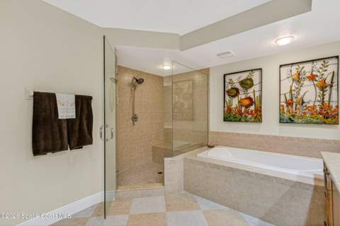 410 Hayes Avenue #303, Cocoa Beach FL - photo 21 of 47