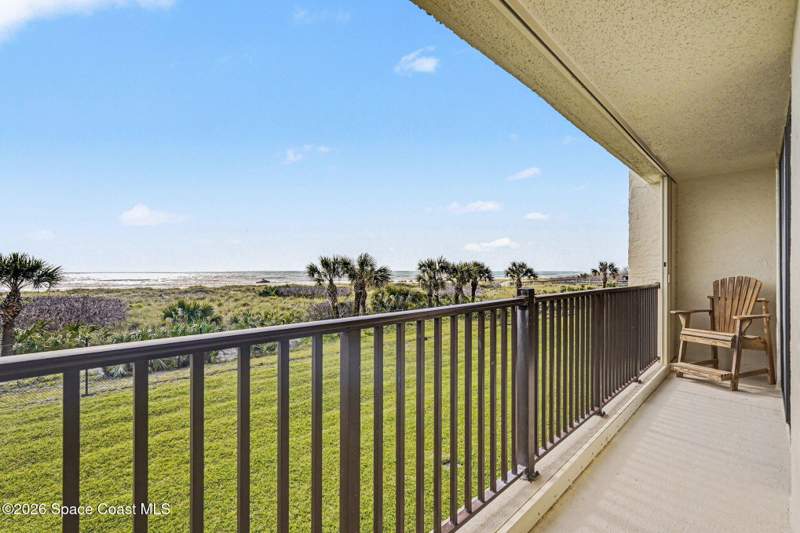 2 bedroom Condominium at 1860 N Atlantic Avenue #204, Royale Towers Condo Ph II, Cocoa Beach — photo 4