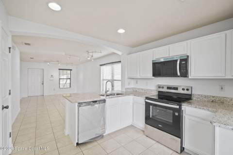 4555 Radiant Way #103, Melbourne FL - photo 17 of 58